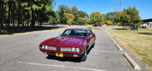 1969 Pontiac GTO Hardtop Coupe 4-Speed
