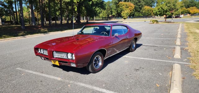 1969 Pontiac GTO Hardtop Coupe 4-Speed